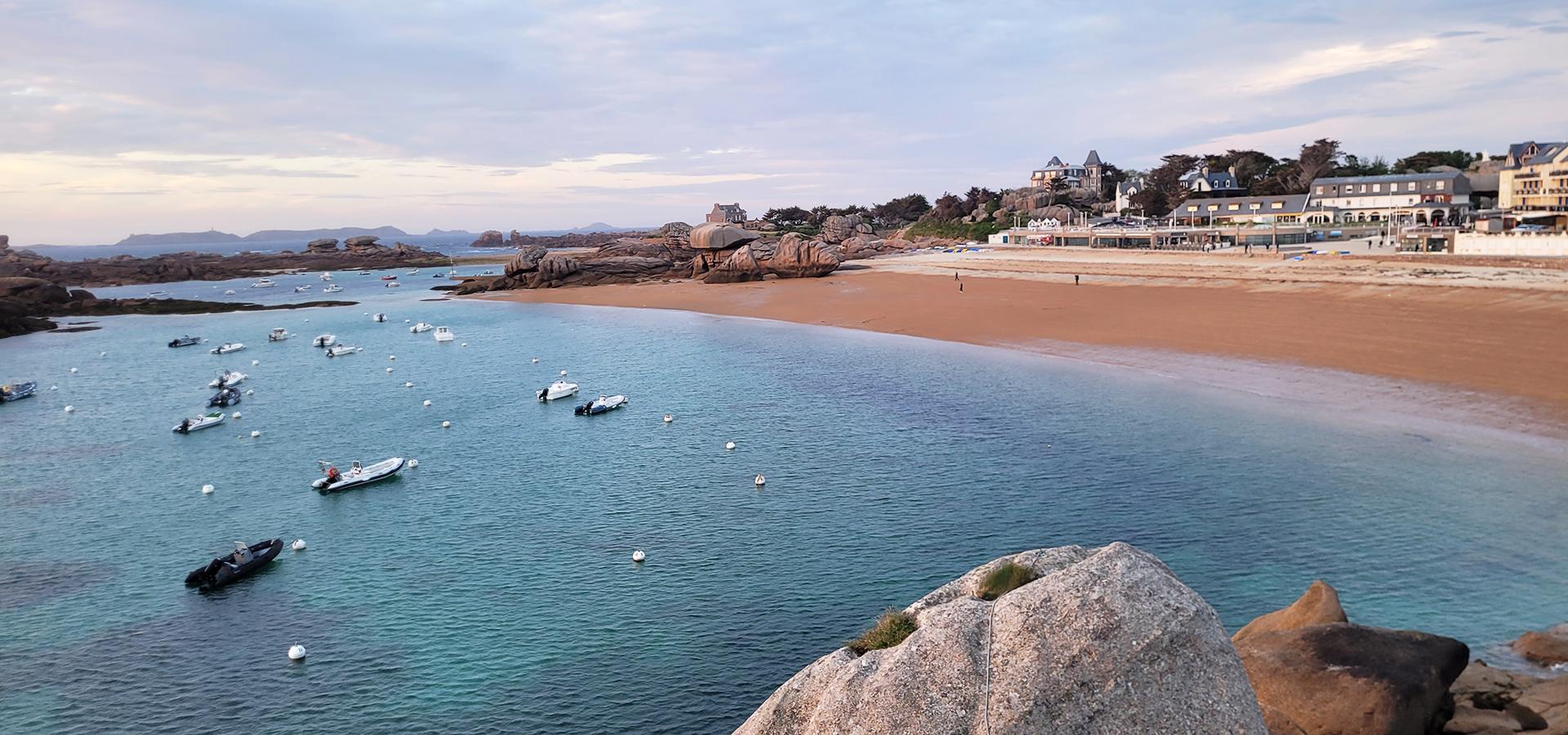 Campingplatz Les Ajoncs d'Or Trégastel Bretagne