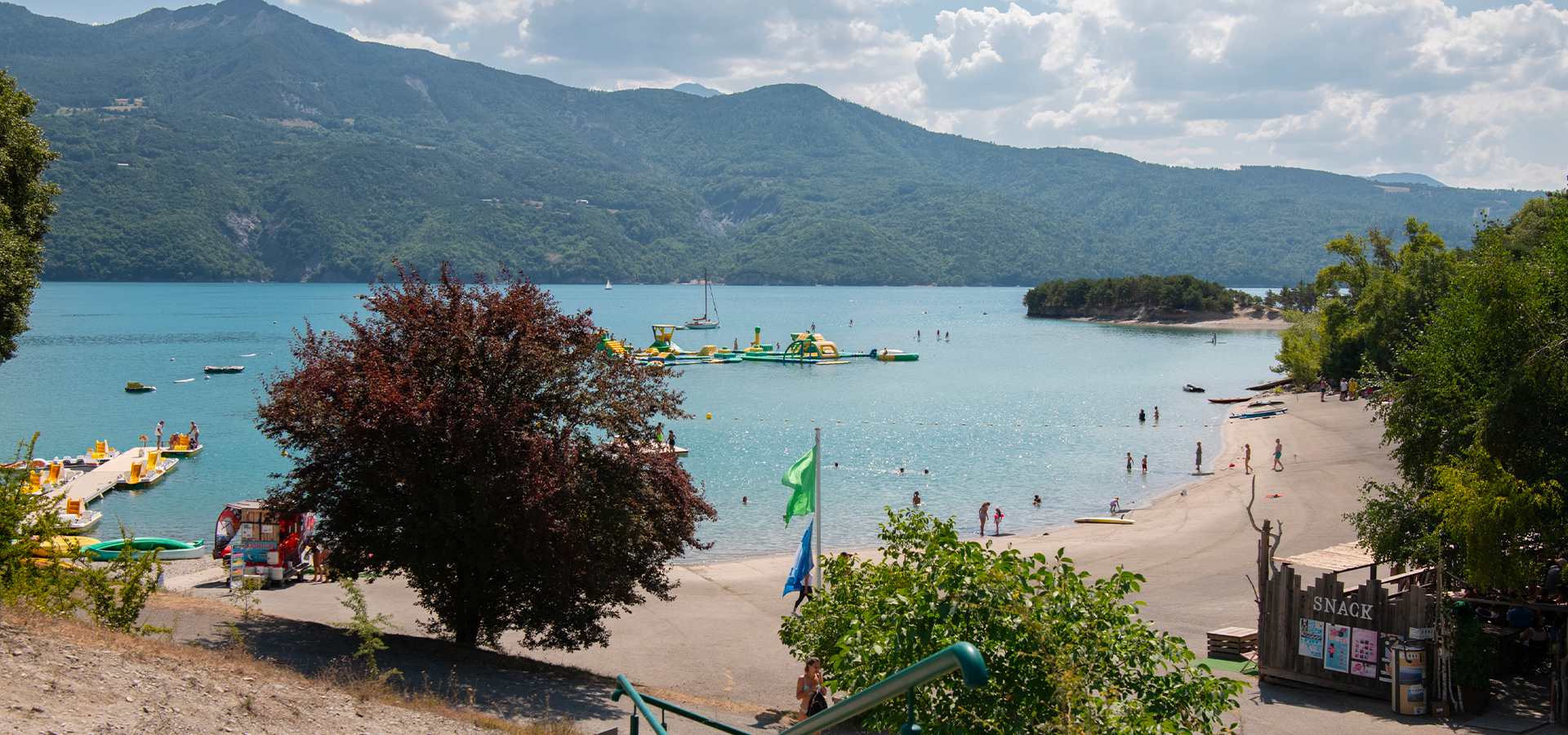STRAND - WASSERSPORTBASIS BUCHT DER KAPELLE