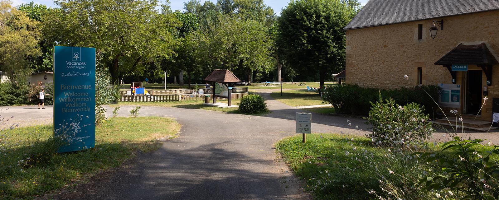 Campingplatz Les Rives de la Dordogne Domme Nouvelle Aquitaine